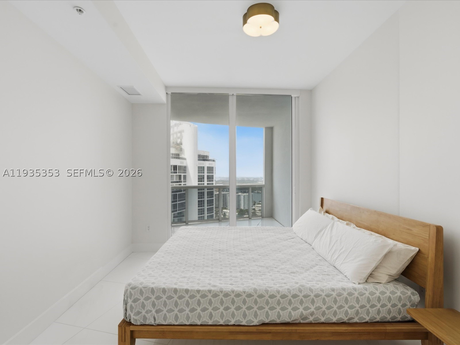 18201 Collins Ave #5508, Sunny Isles Beach FL 33160