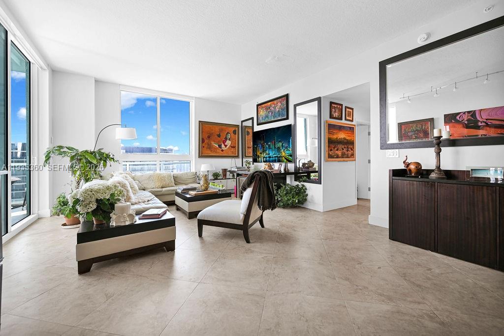 1900 N Bayshore Dr #5103, Miami FL 33132