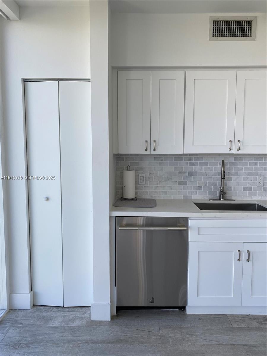4779 Collins Ave #3606, Miami Beach FL 33140