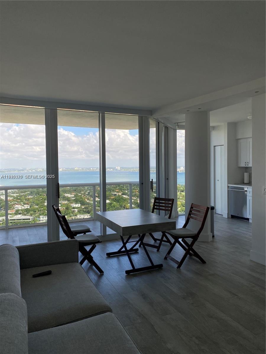 4779 Collins Ave #3606, Miami Beach FL 33140