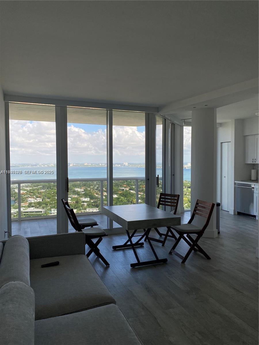 4779 Collins Ave #3606, Miami Beach FL 33140