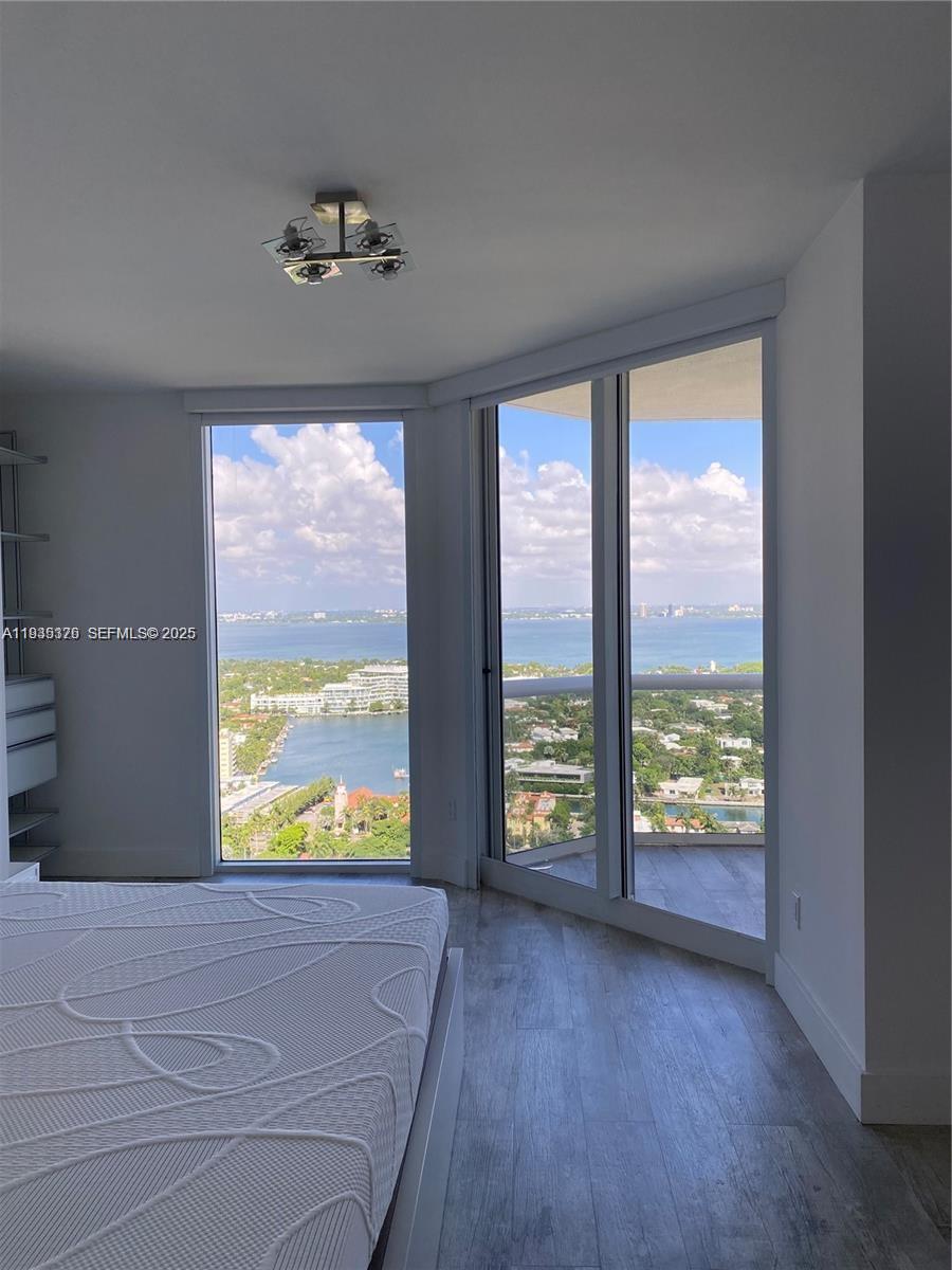 4779 Collins Ave #3606, Miami Beach FL 33140
