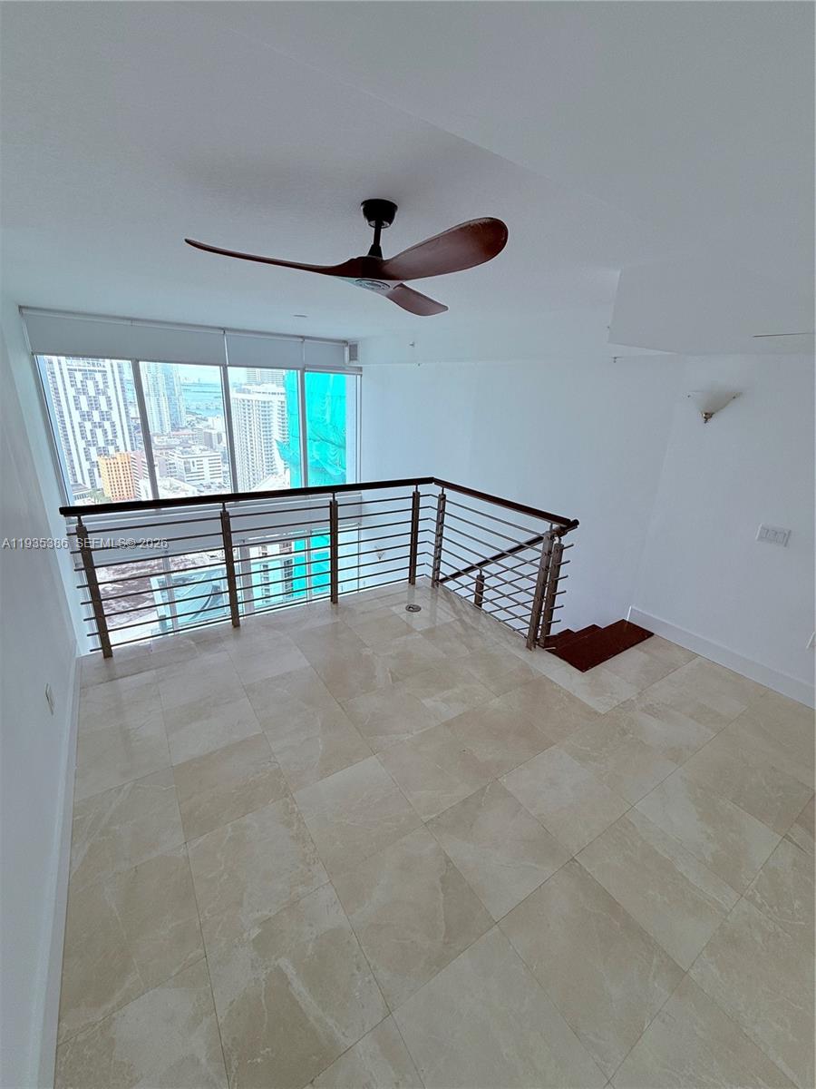 41 SE 5TH ST #2203, Miami FL 33131