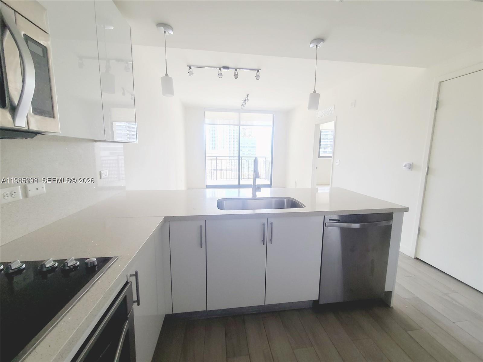 999 SW 1 Avenue #2008, Miami FL 33130