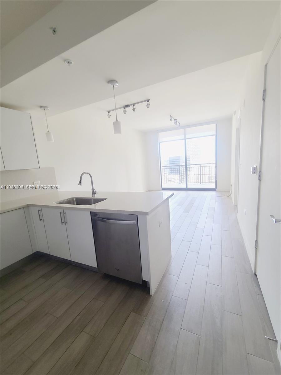 999 SW 1 Avenue #2008, Miami FL 33130