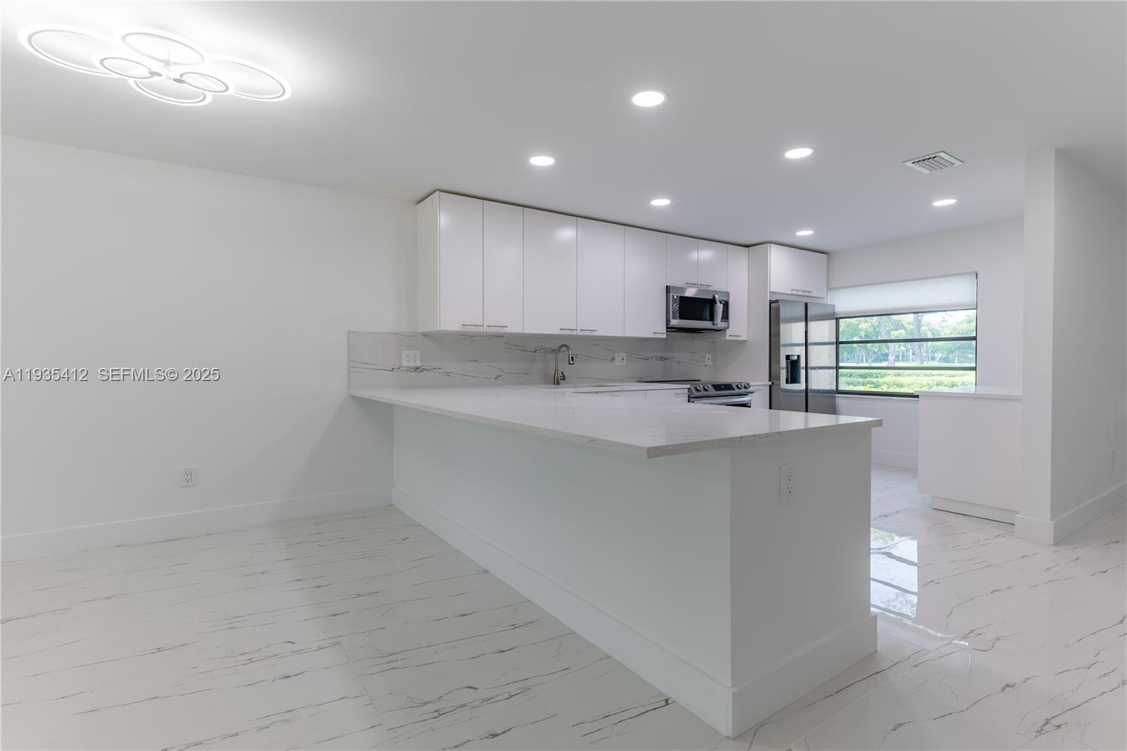 8435 Casa Del Lago #22-C, Boca Raton FL 33433