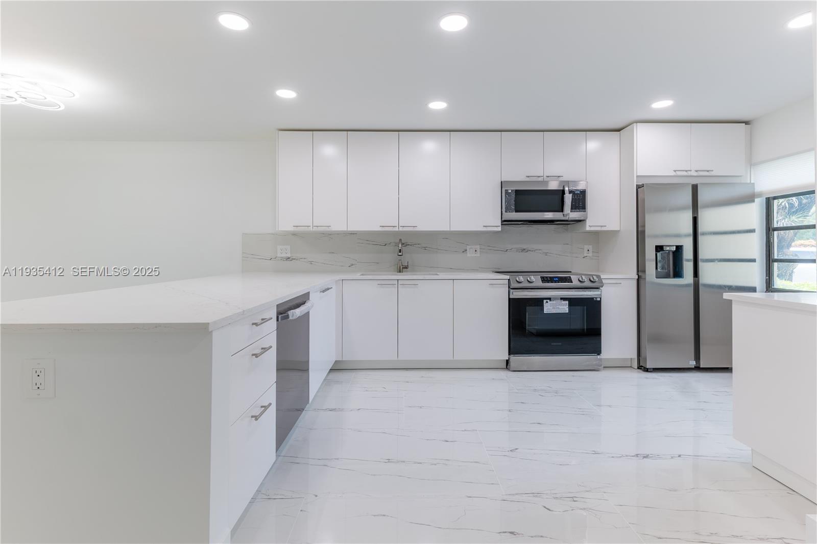 8435 Casa Del Lago #22-C, Boca Raton FL 33433