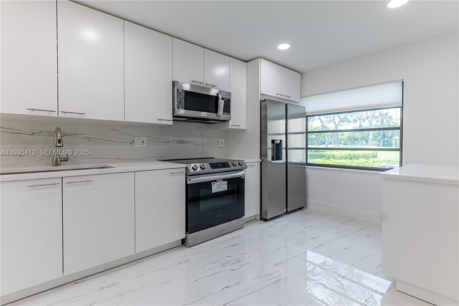 8435 Casa Del Lago #22-C, Boca Raton FL 33433