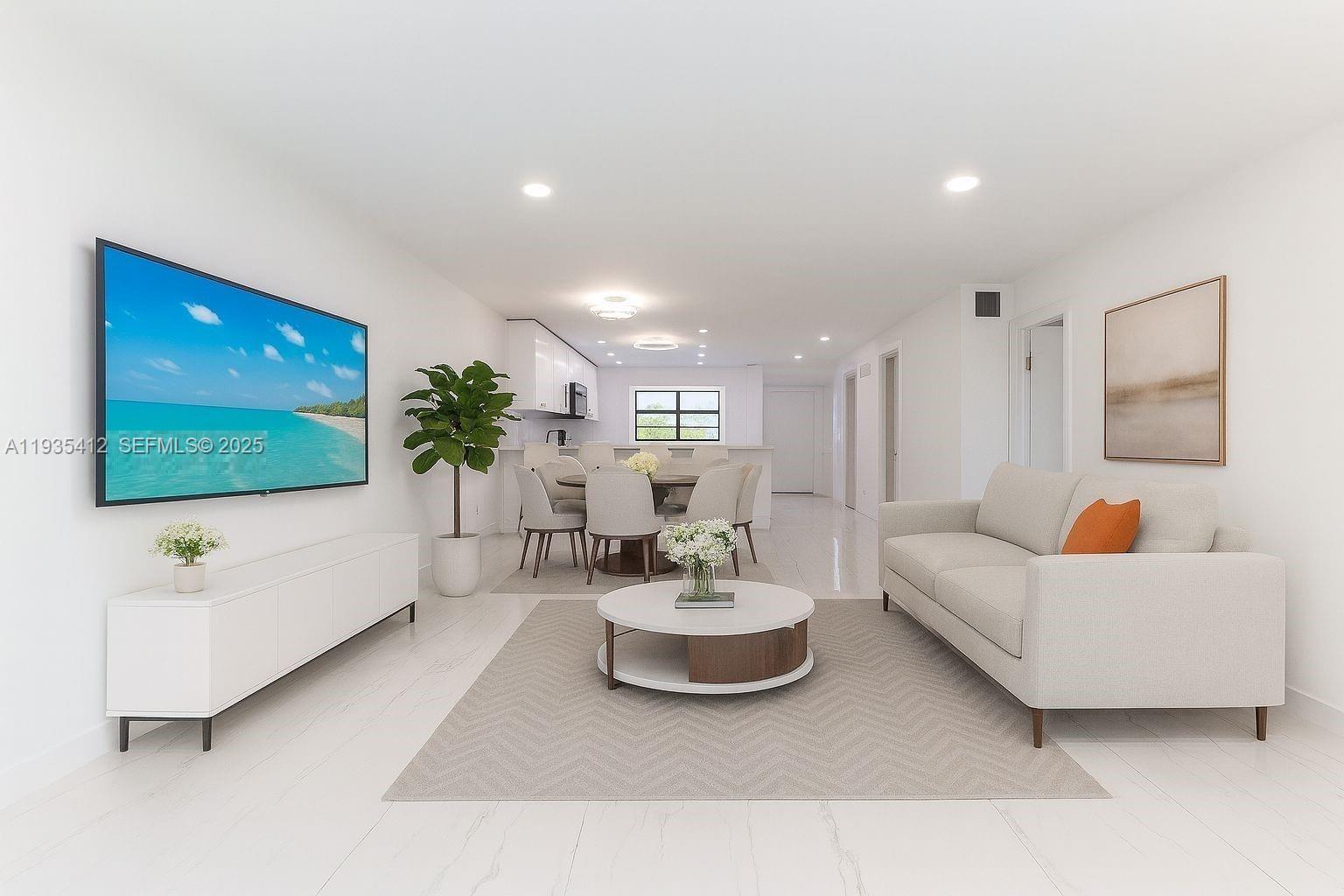 8435 Casa Del Lago #22-C, Boca Raton FL 33433