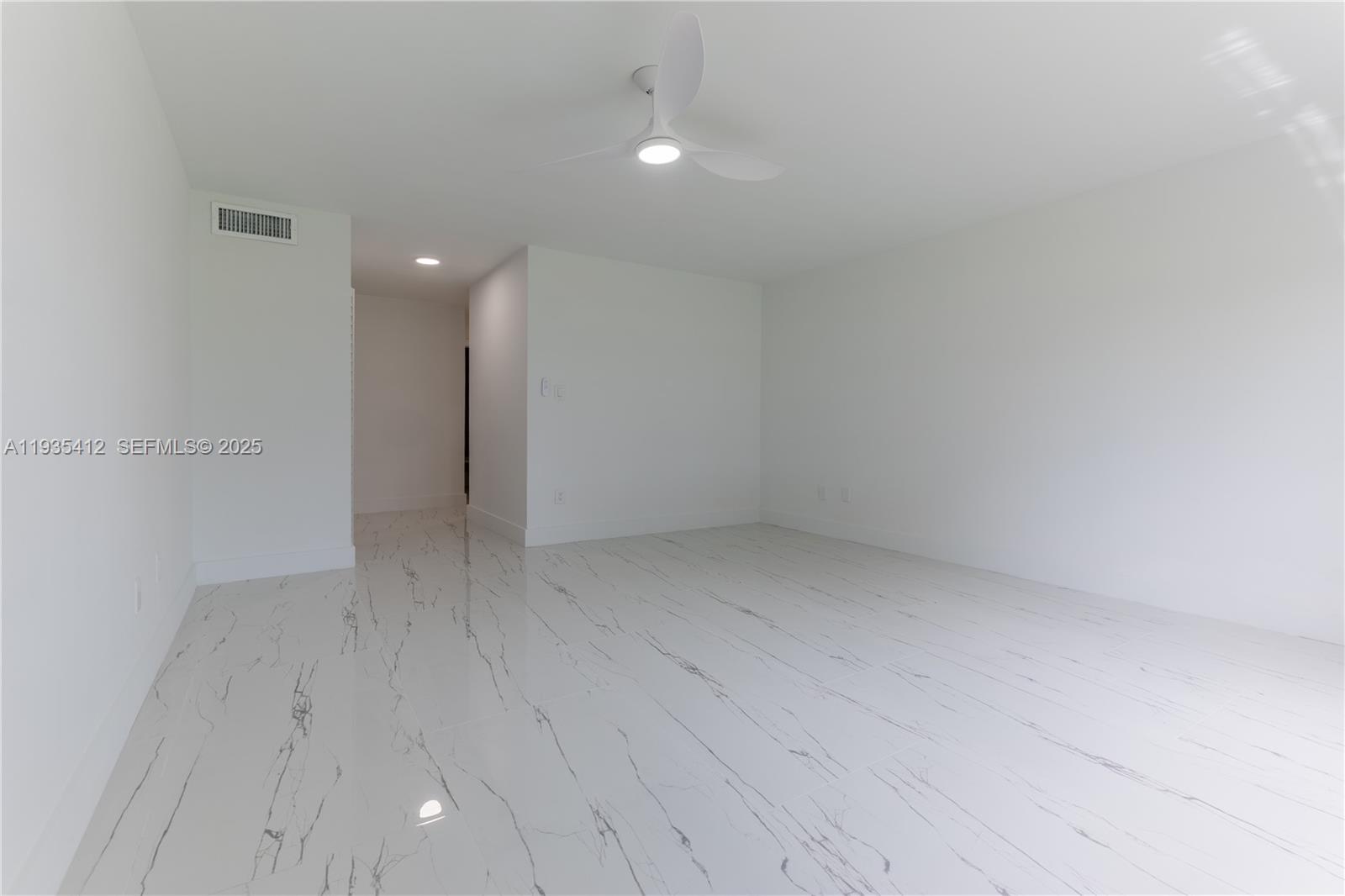 8435 Casa Del Lago #22-C, Boca Raton FL 33433