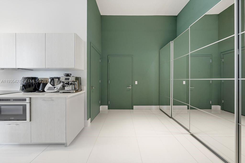 501 NE 31st St #401, Miami FL 33137
