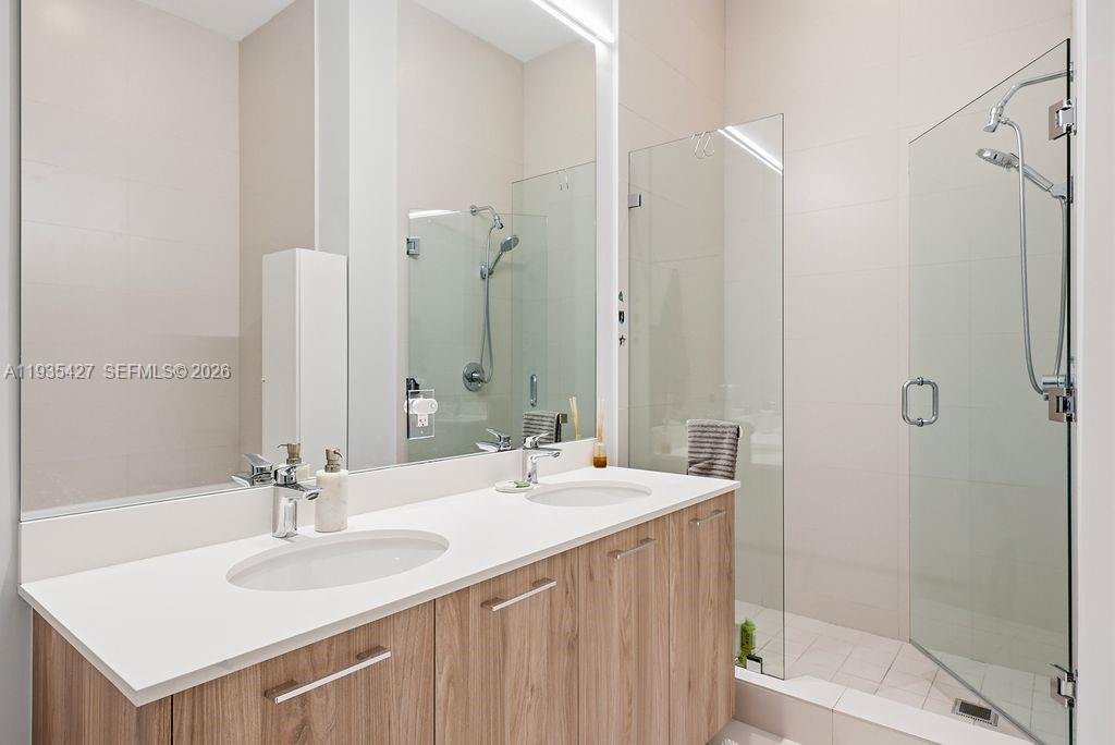 501 NE 31st St #401, Miami FL 33137