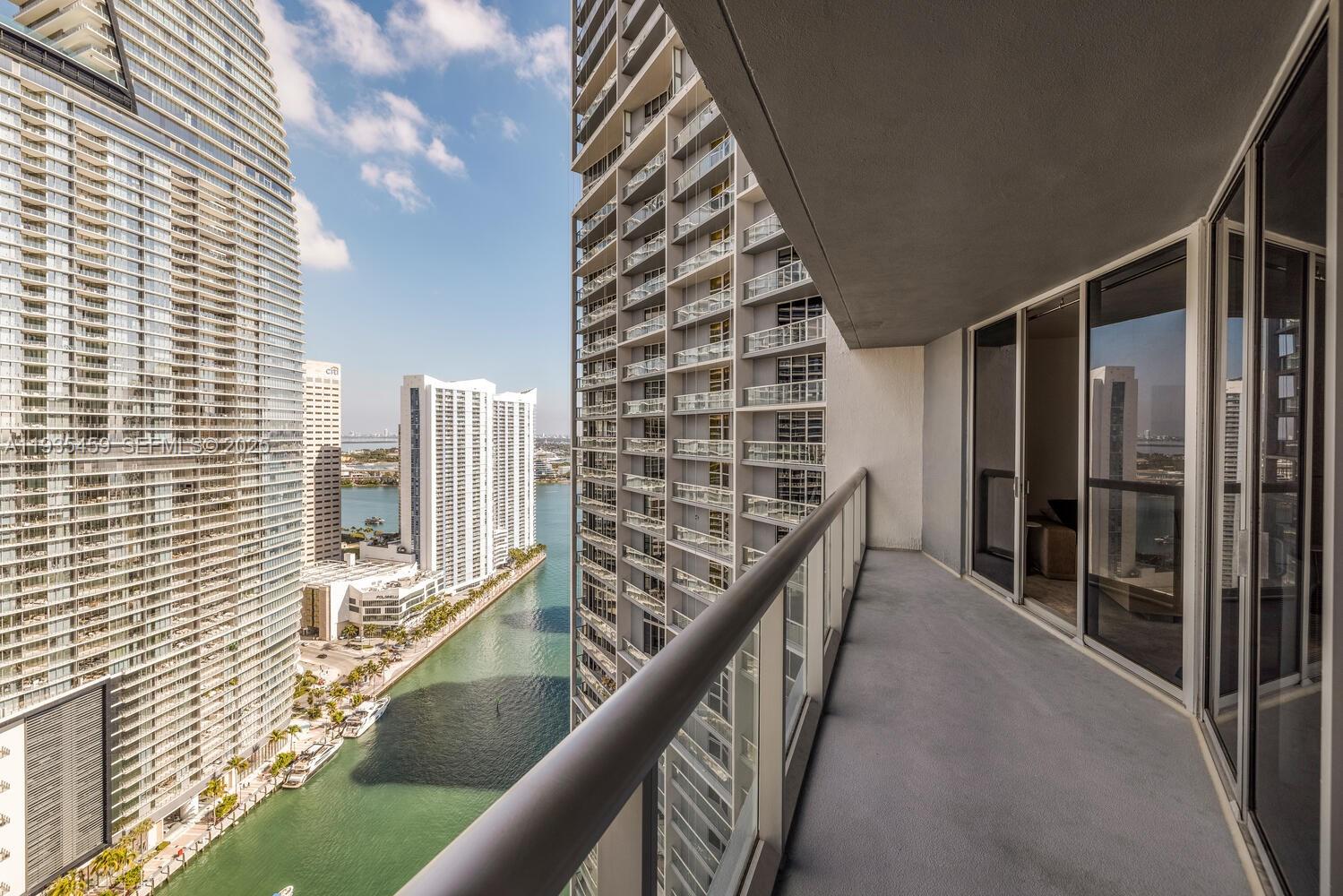 475 Brickell Ave #3314, Miami FL 33131