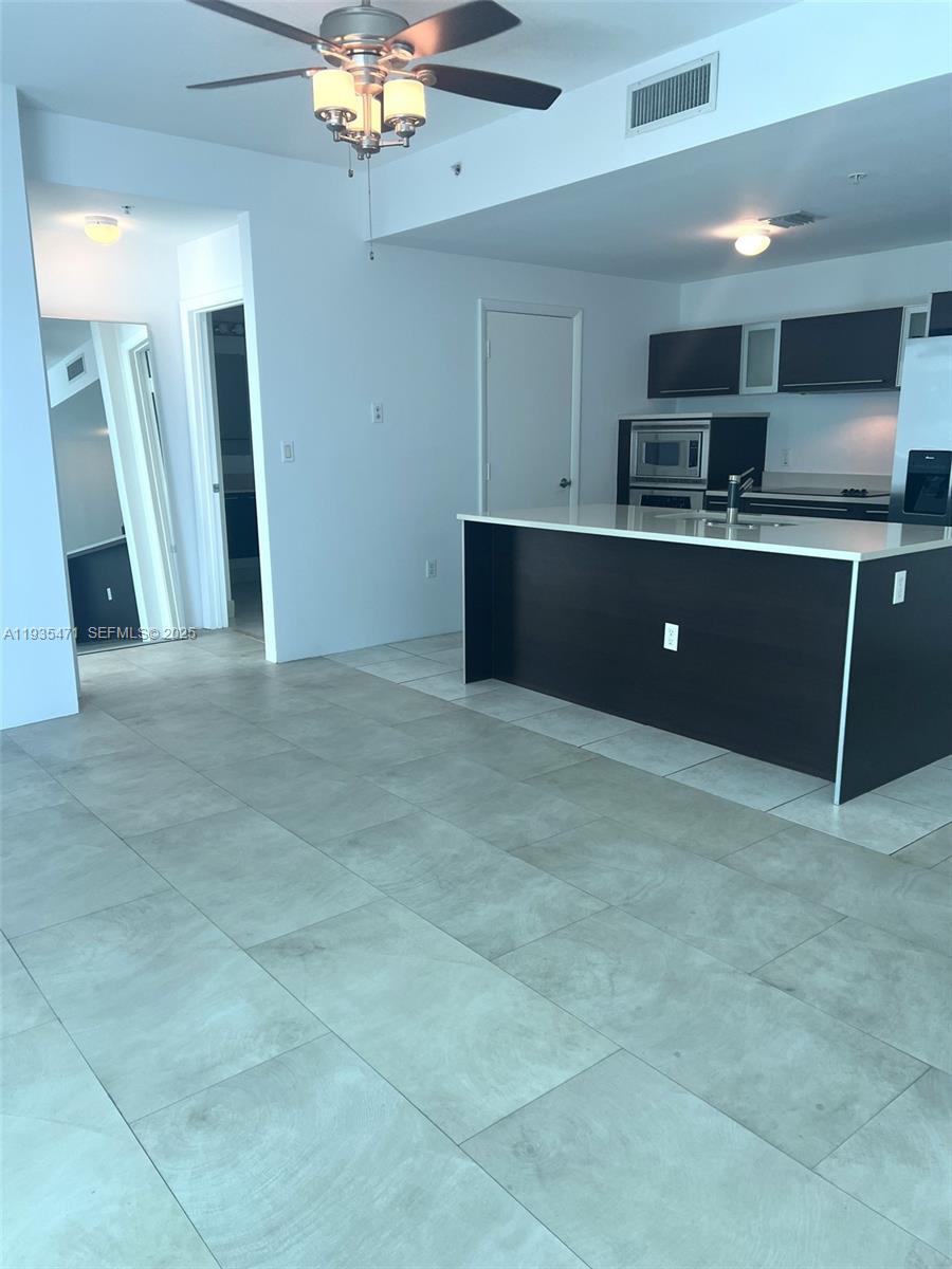 1900 N Bayshore Dr #2117, Miami FL 33132