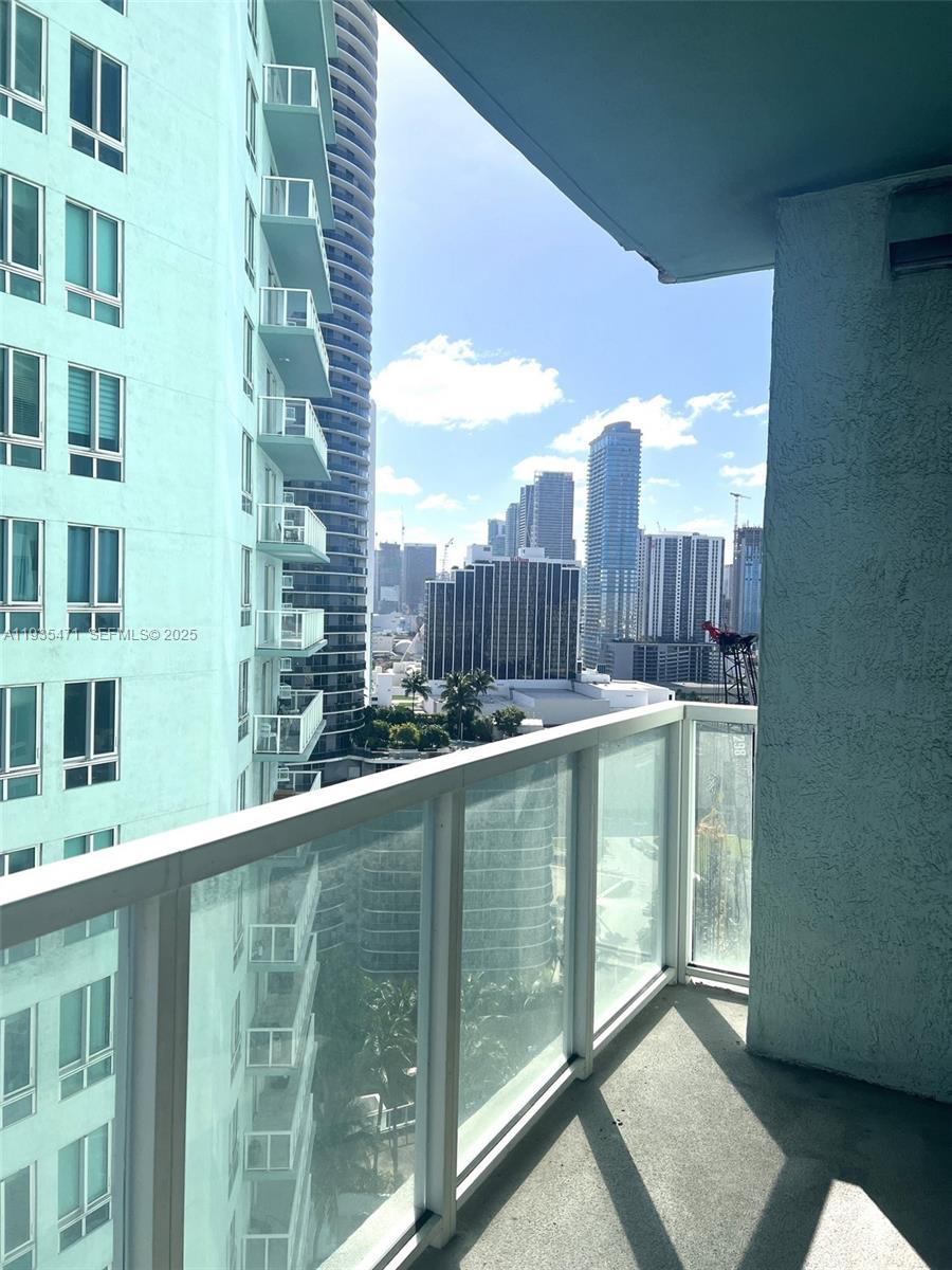 1900 N Bayshore Dr #2117, Miami FL 33132