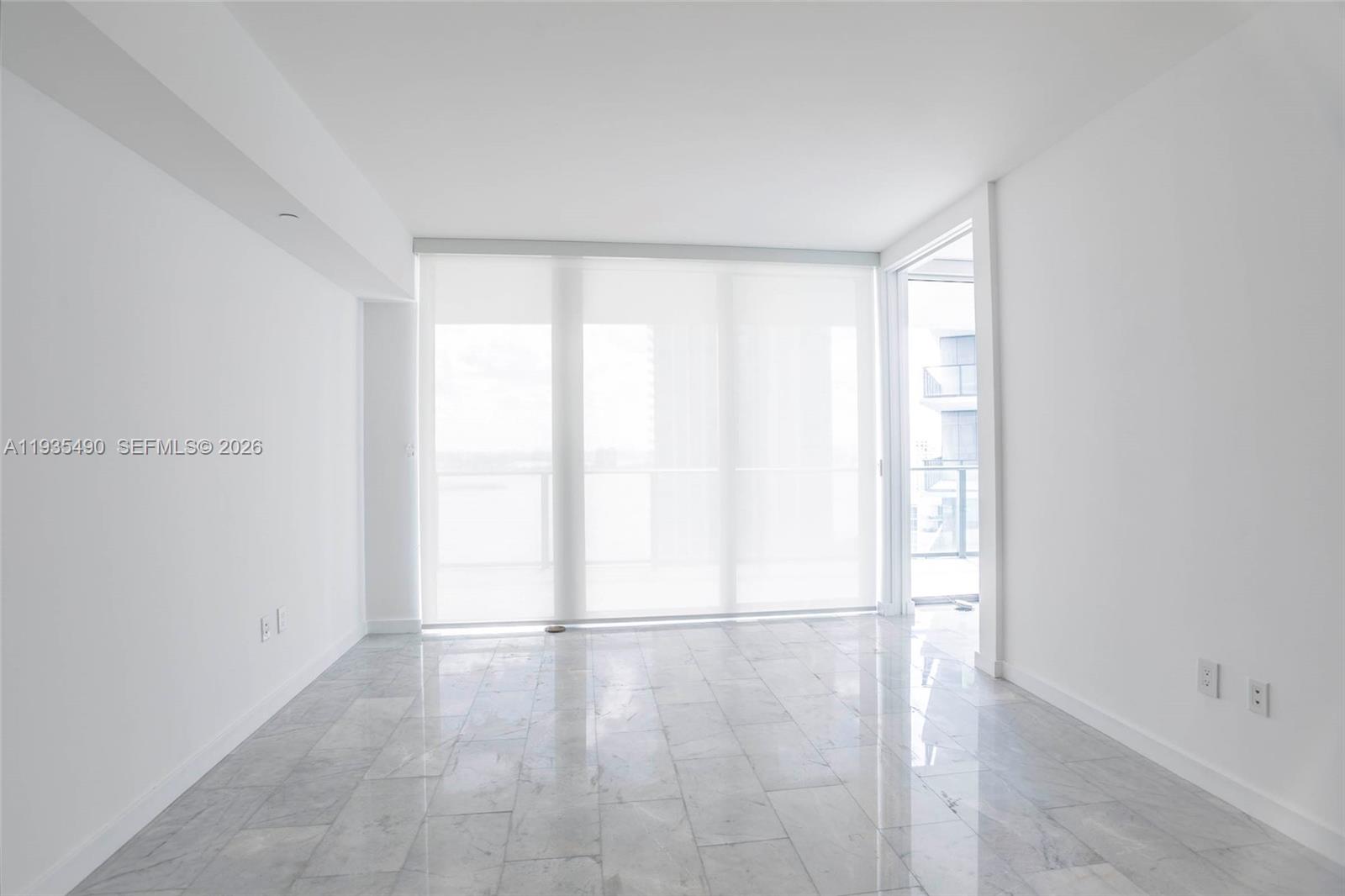 650 NE 32nd St #2701, Miami FL 33137
