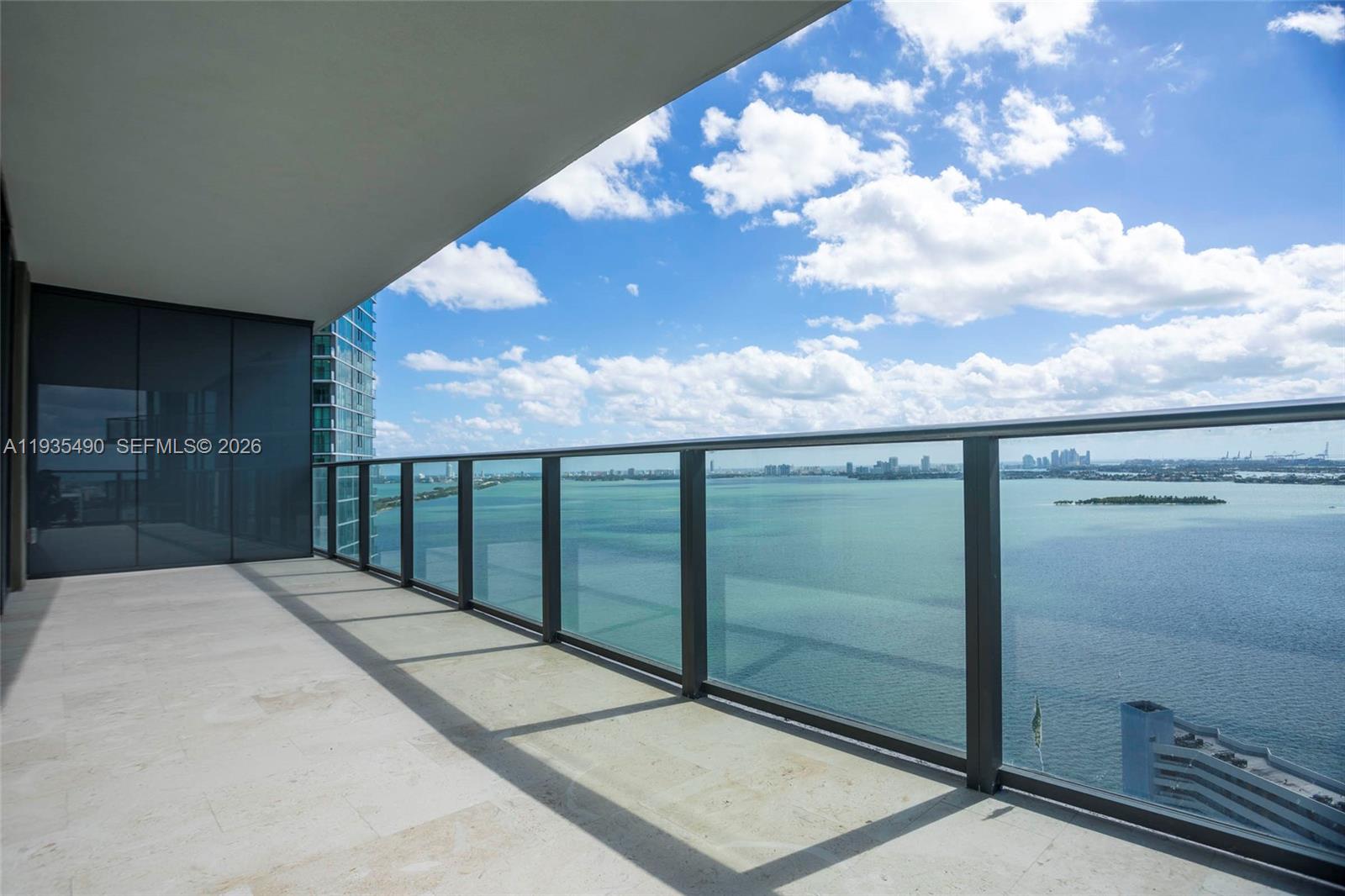 650 NE 32nd St #2701, Miami FL 33137