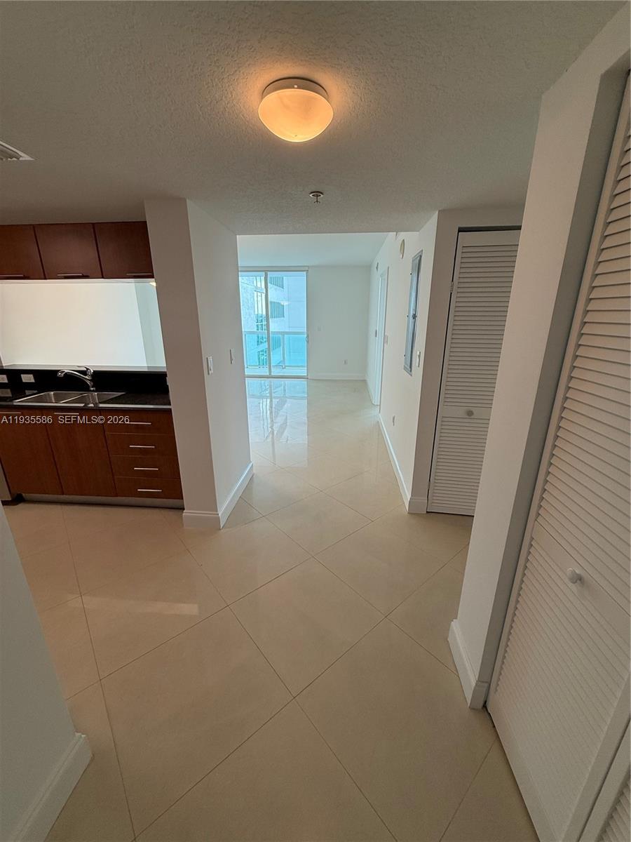 1800 N Bayshore Dr #2702, Miami FL 33132