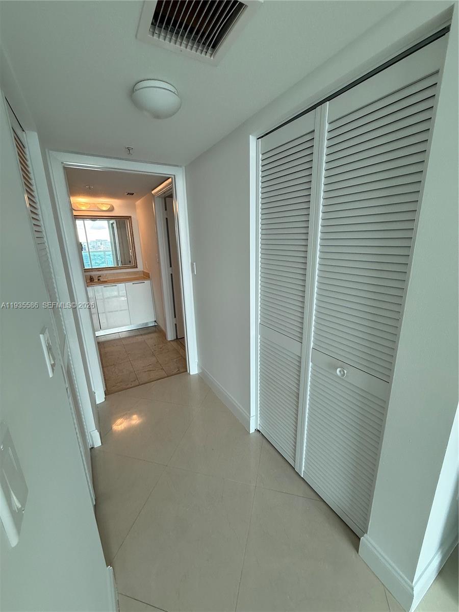 1800 N Bayshore Dr #2702, Miami FL 33132