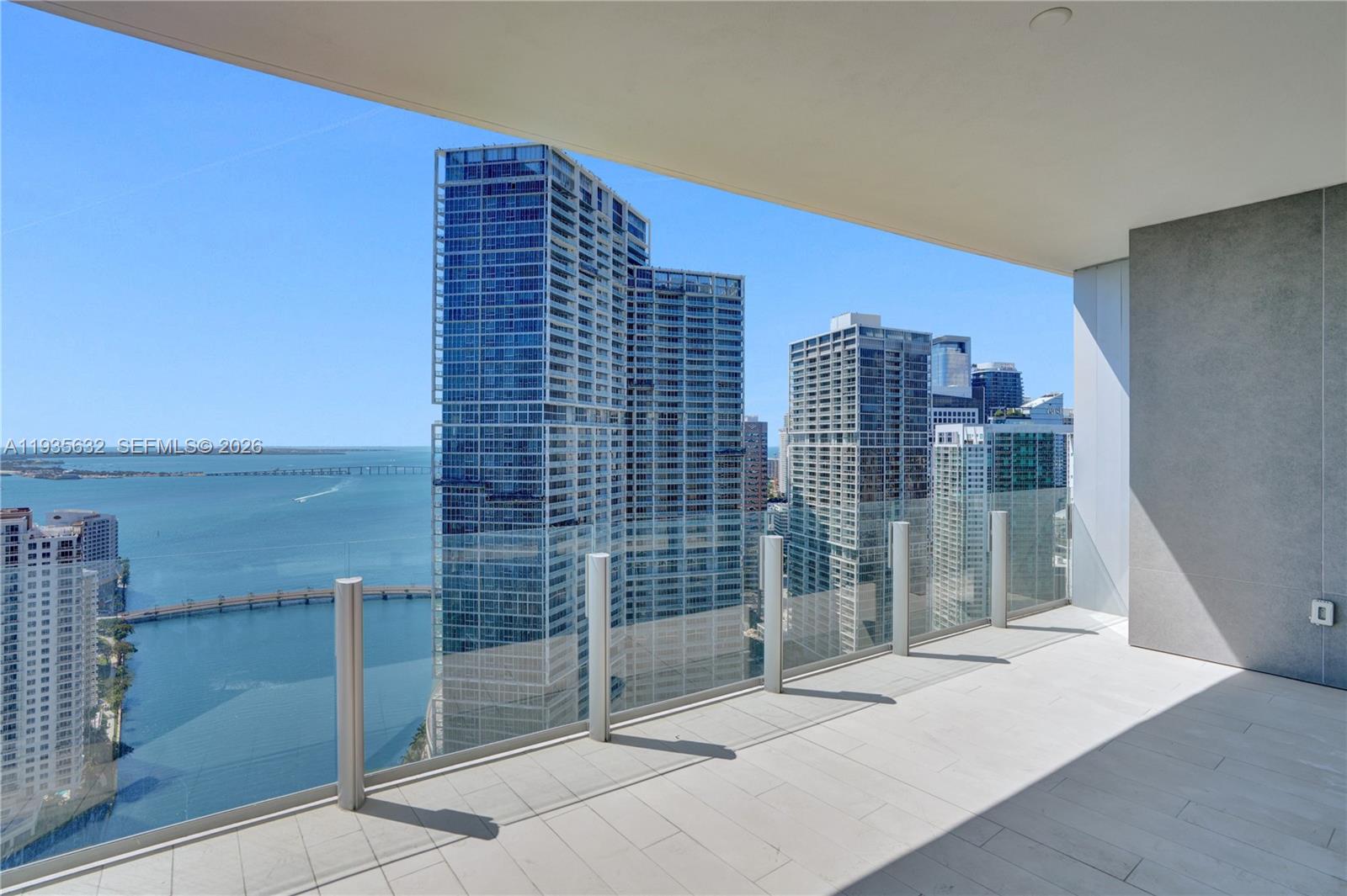300 Biscayne Blvd Way #3704C, Miami FL 33131