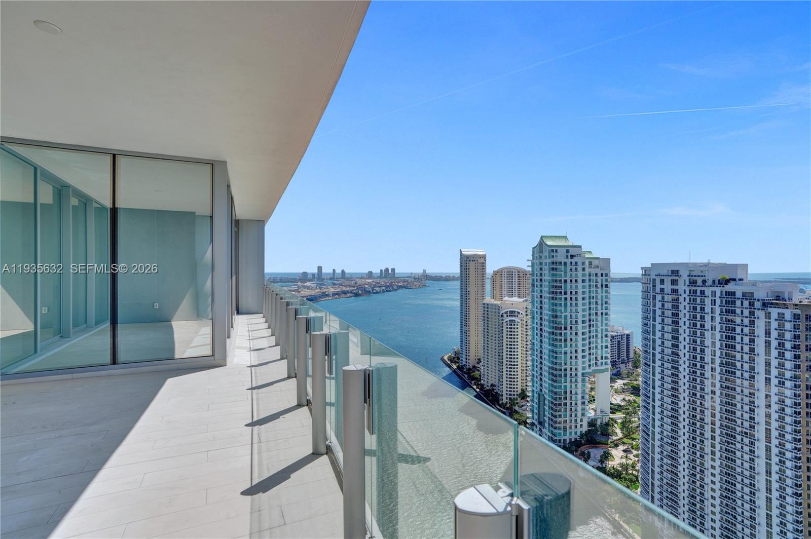 300 Biscayne Blvd Way #3704C, Miami FL 33131