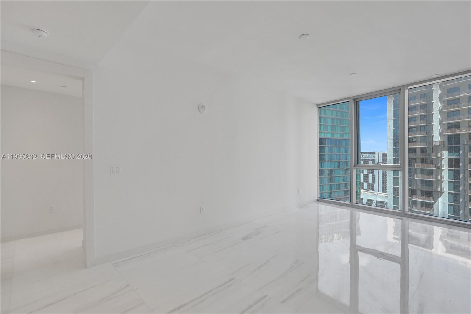 300 Biscayne Blvd Way #3704C, Miami FL 33131