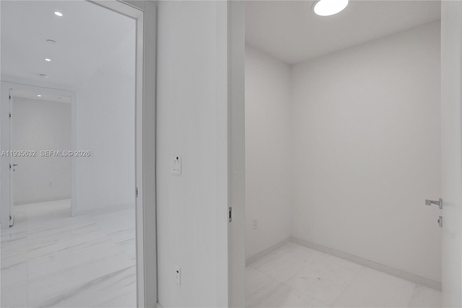 300 Biscayne Blvd Way #3704C, Miami FL 33131
