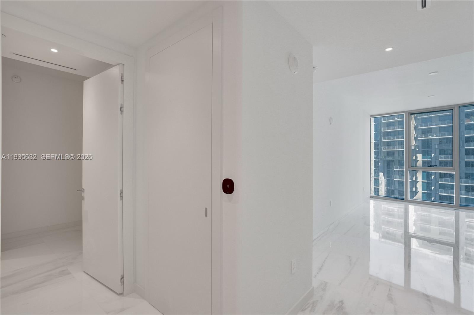 300 Biscayne Blvd Way #3704C, Miami FL 33131