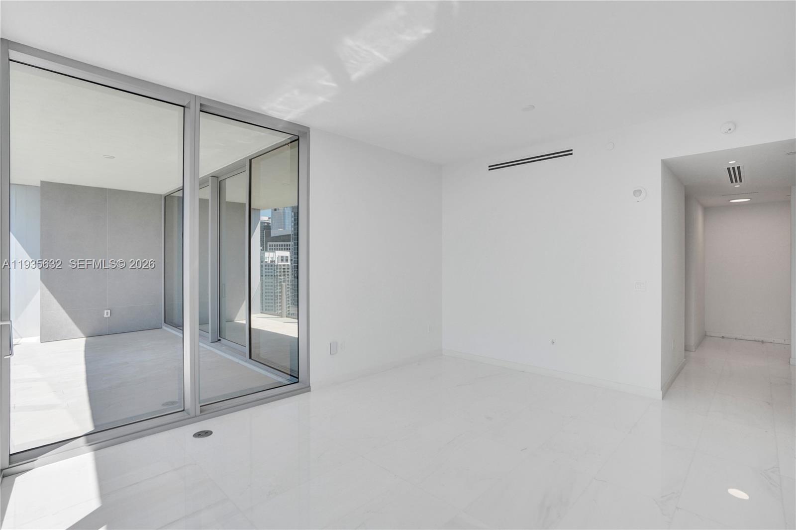 300 Biscayne Blvd Way #3704C, Miami FL 33131