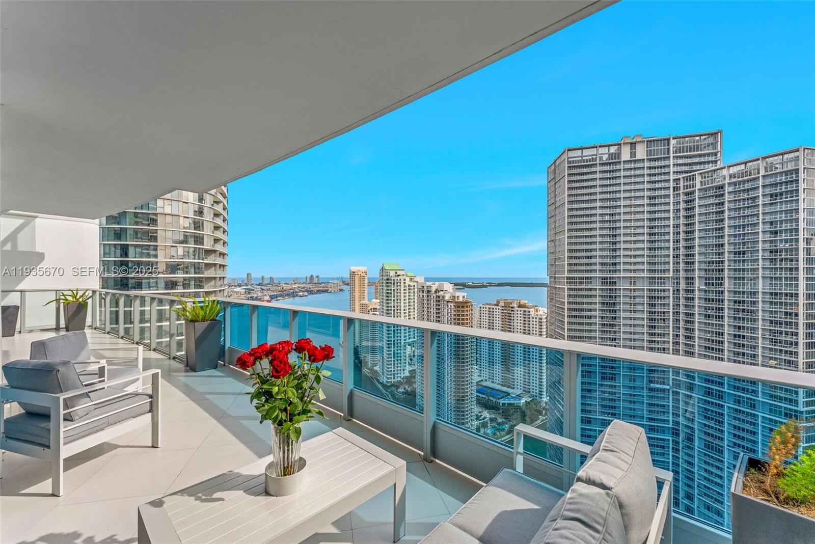 200 Biscayne Boulevard Way #4408, Miami FL 33131