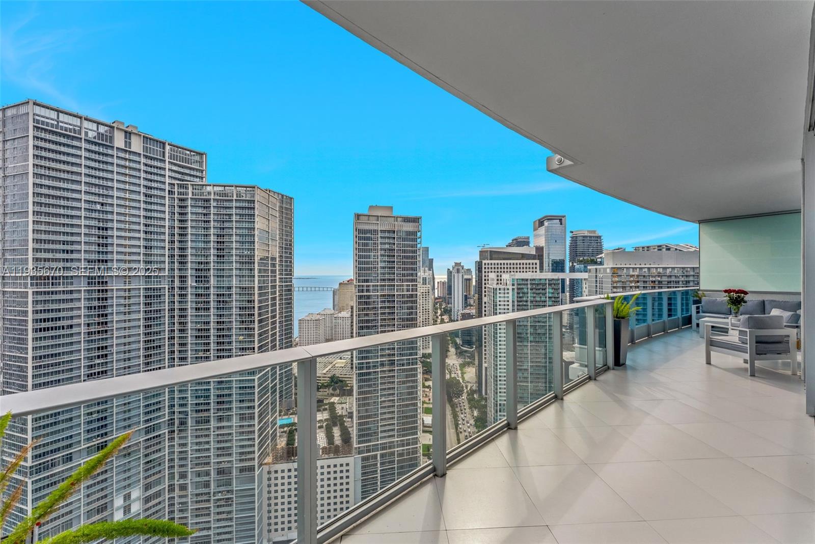 200 Biscayne Boulevard Way #4408, Miami FL 33131