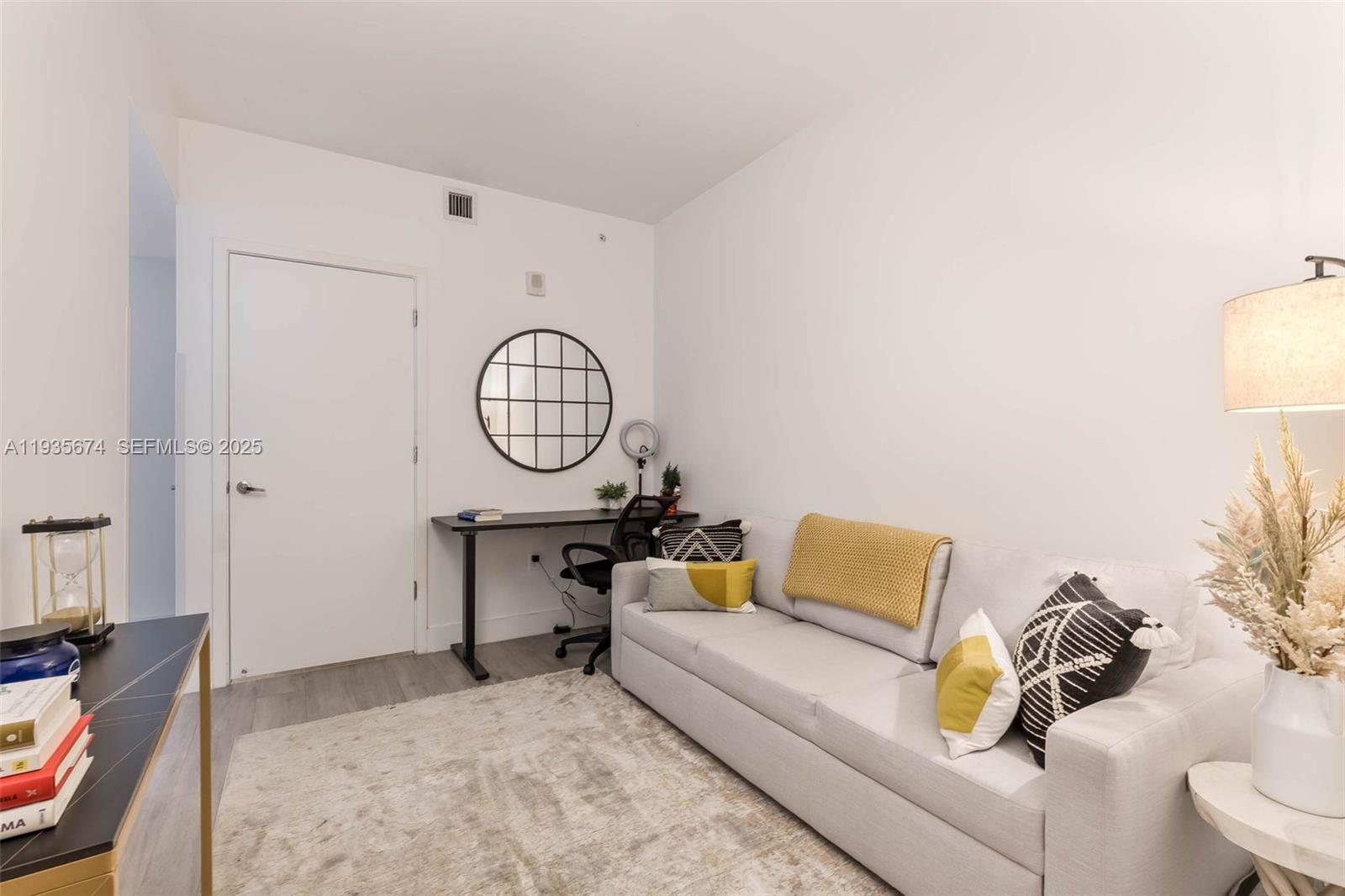 Miami FL 33131 - A11935674