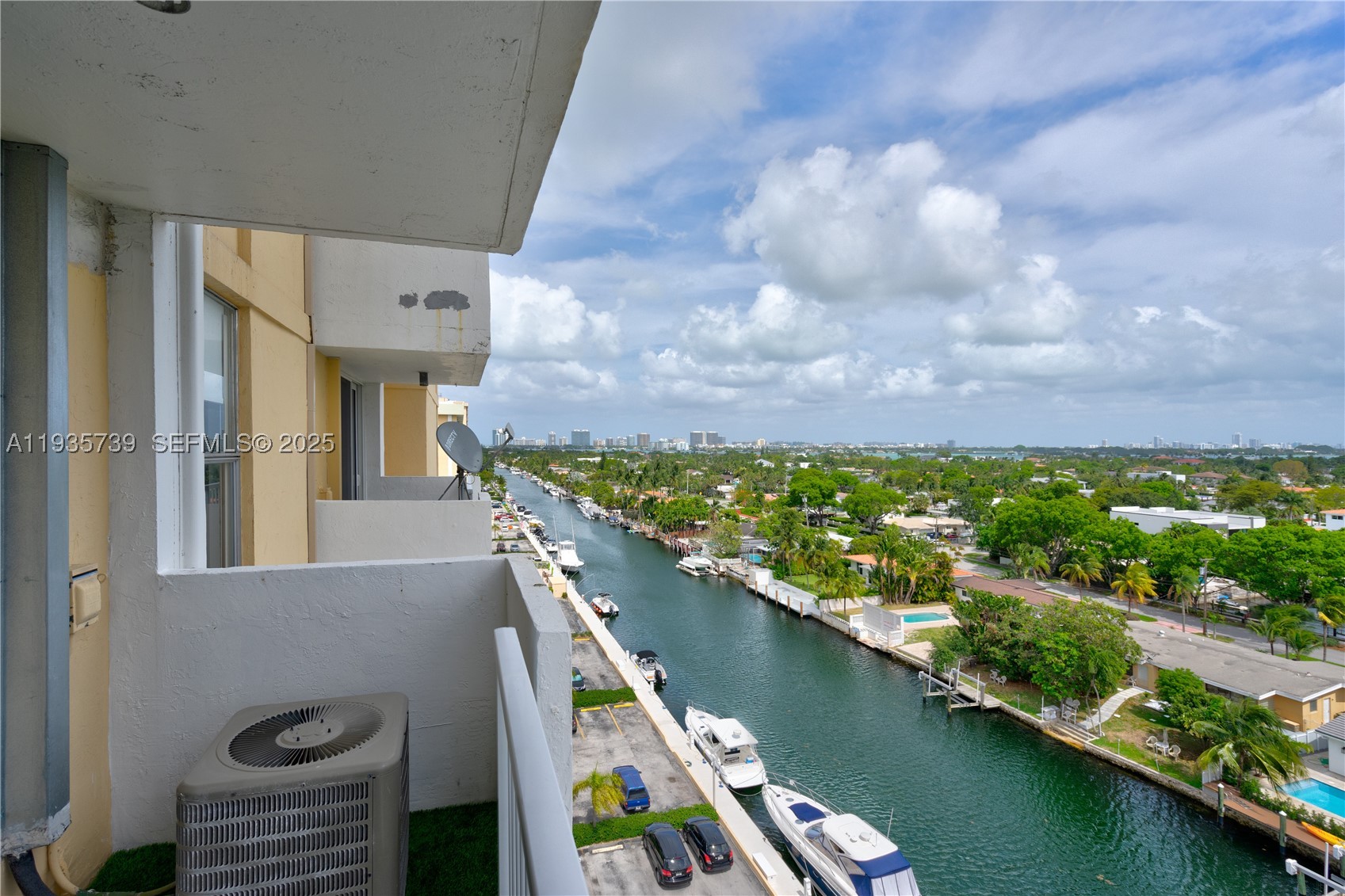 2000 NE 135th St #908, North Miami FL 33181