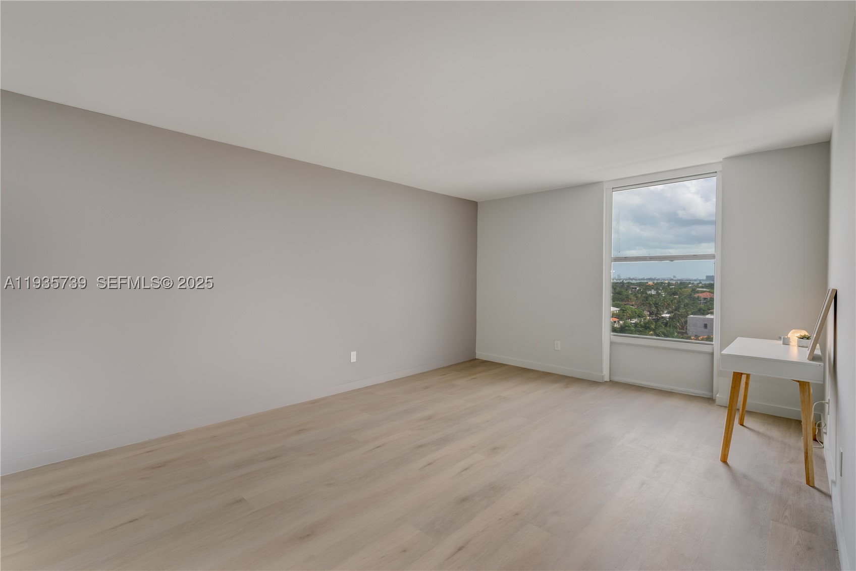 2000 NE 135th St #908, North Miami FL 33181
