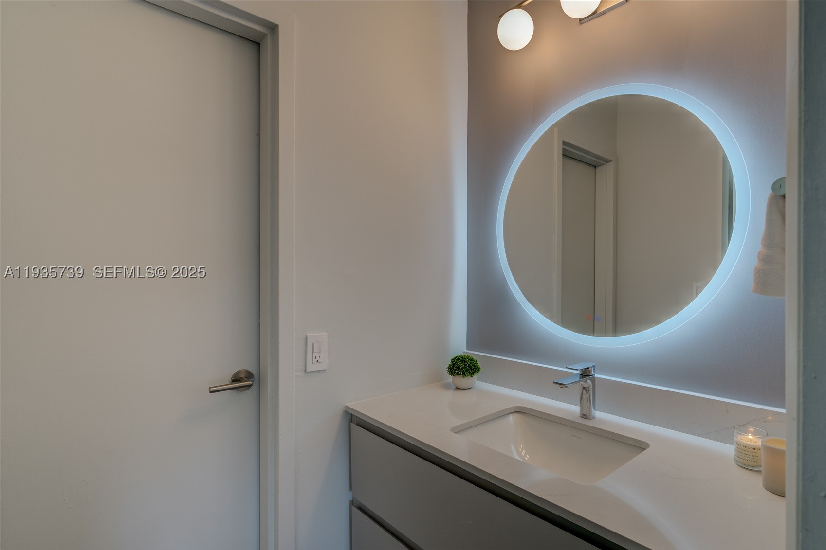 2000 NE 135th St #908, North Miami FL 33181