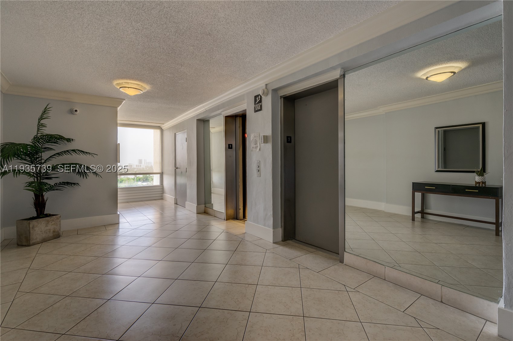 2000 NE 135th St #908, North Miami FL 33181