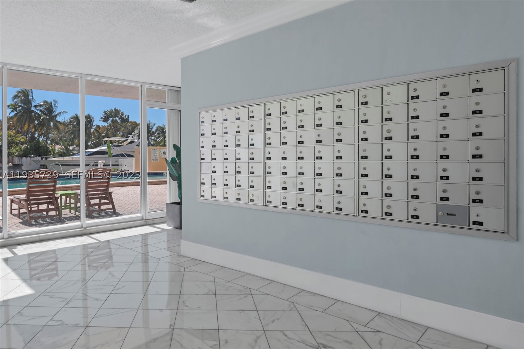 2000 NE 135th St #908, North Miami FL 33181