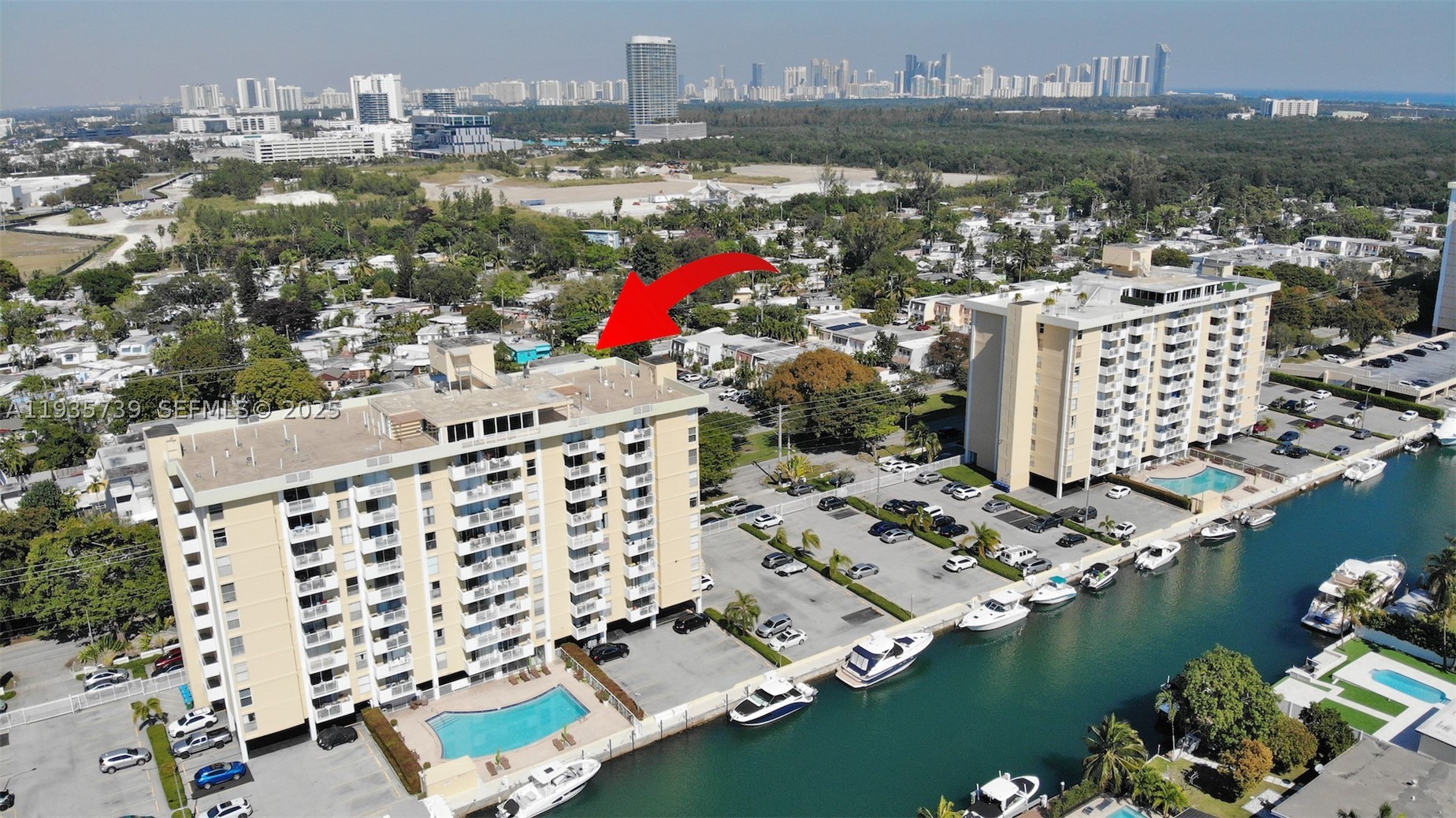 2000 NE 135th St #908, North Miami FL 33181