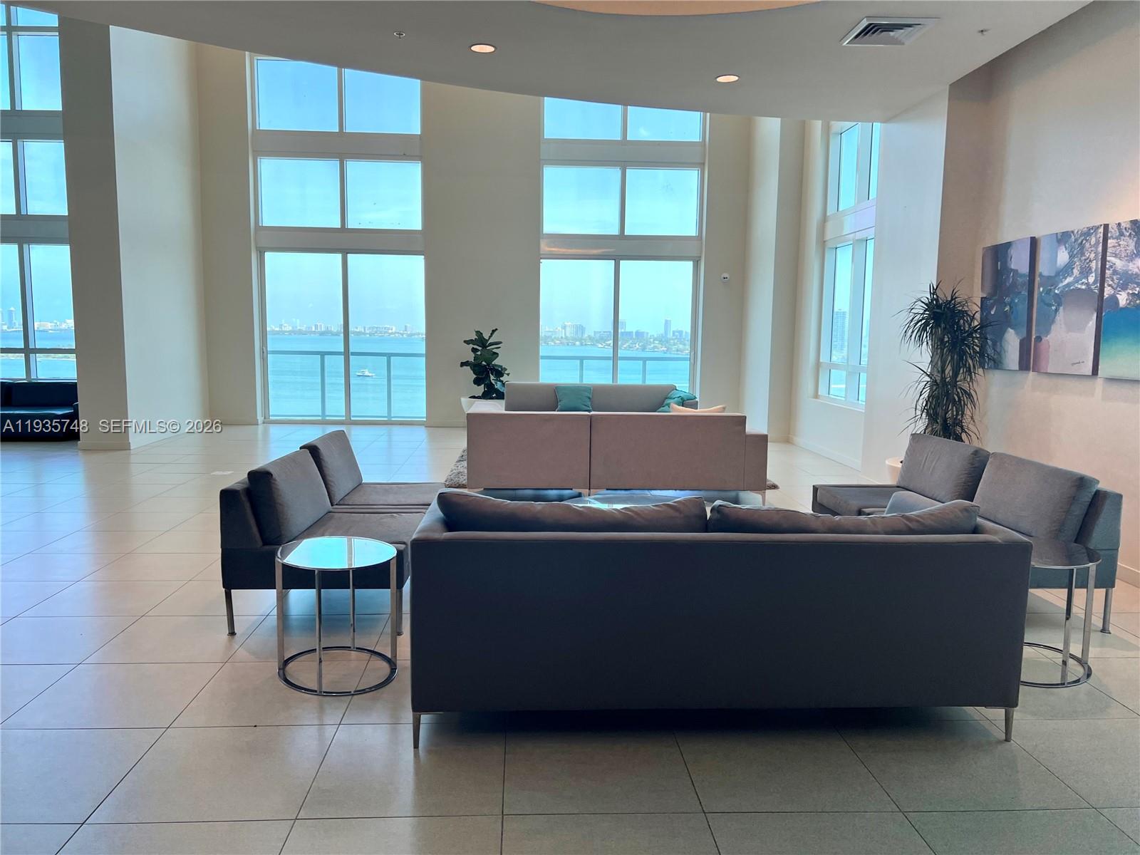 1900 N Bayshore Dr #3305, Miami FL 33132