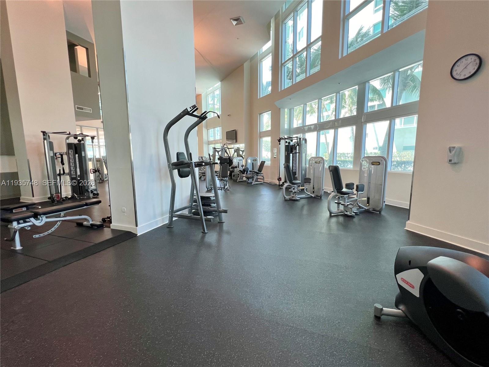 1900 N Bayshore Dr #3305, Miami FL 33132
