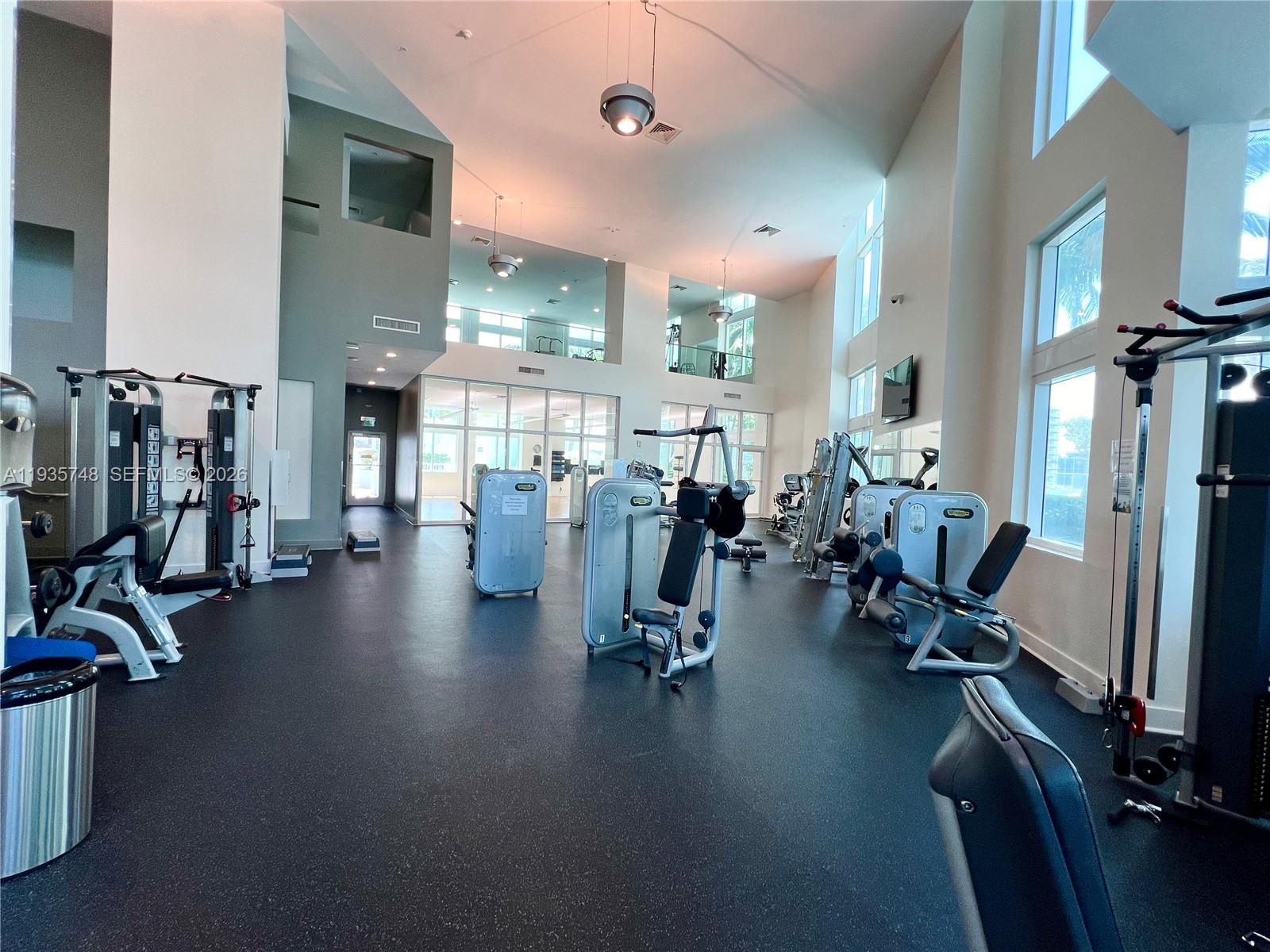 1900 N Bayshore Dr #3305, Miami FL 33132