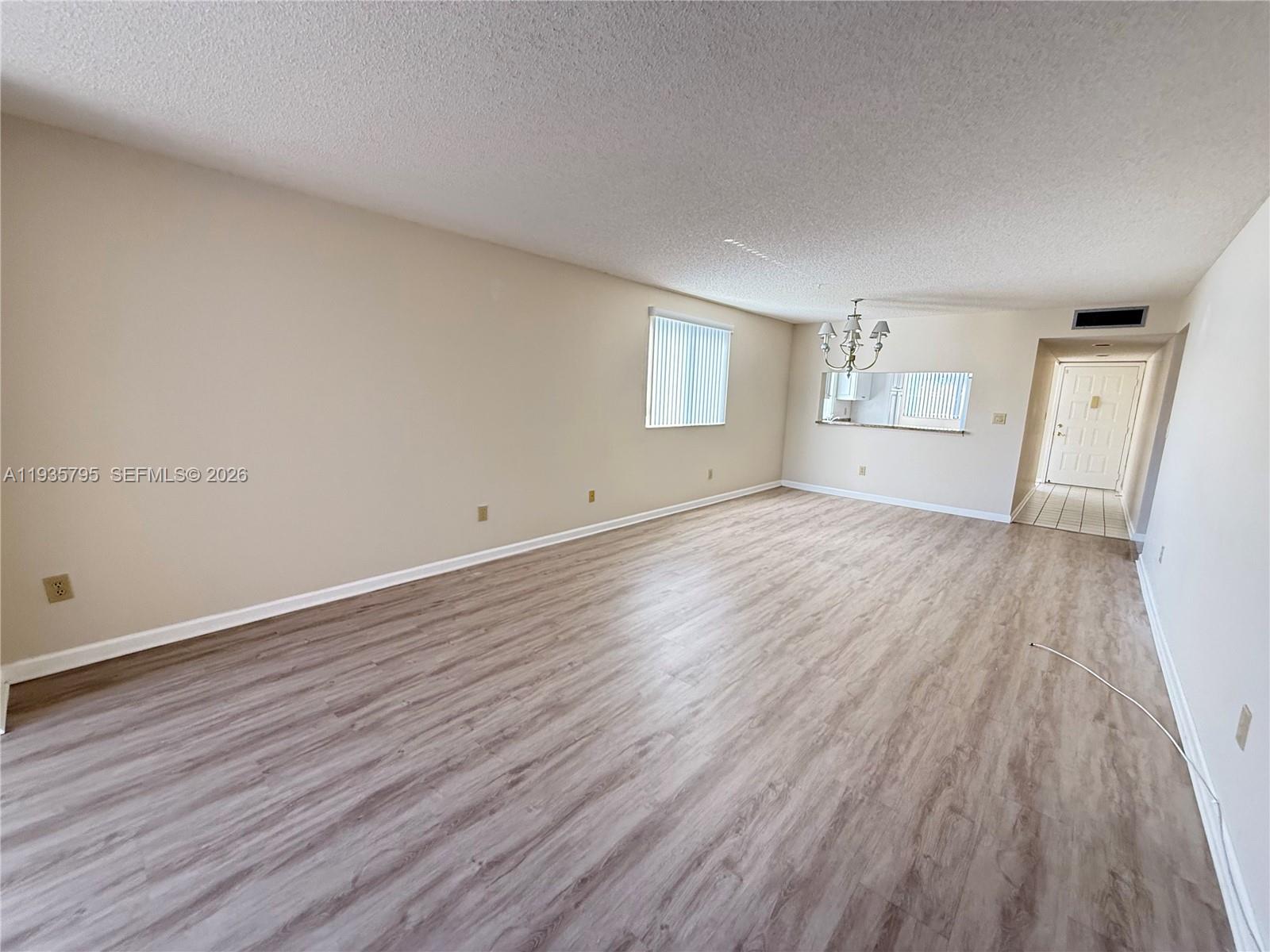 10426 E Clairmont Cir #212, Tamarac FL 33321