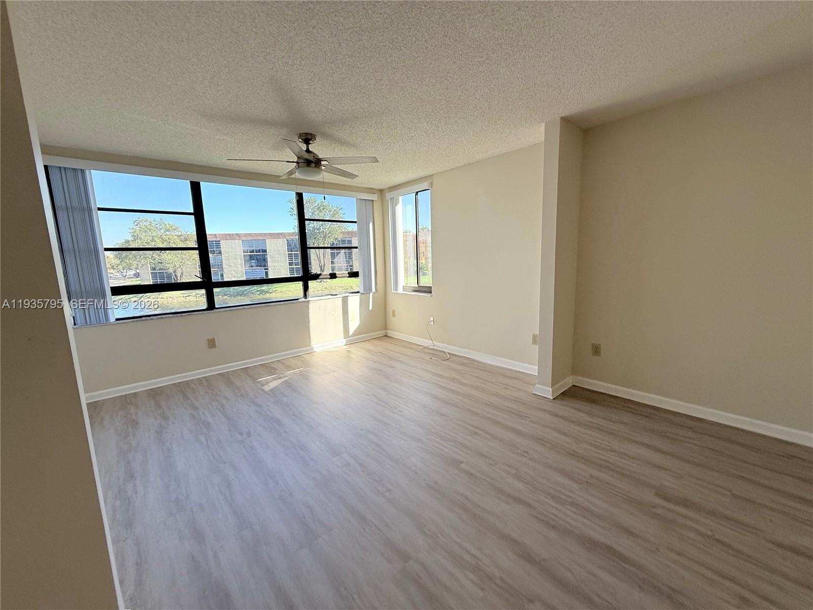 10426 E Clairmont Cir #212, Tamarac FL 33321