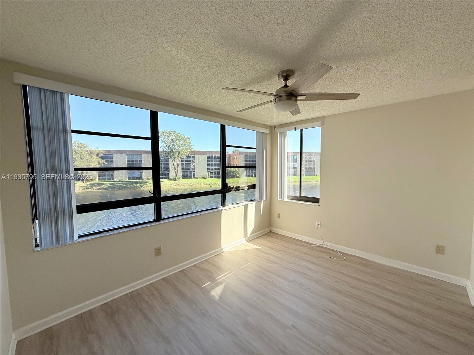 10426 E Clairmont Cir #212, Tamarac FL 33321