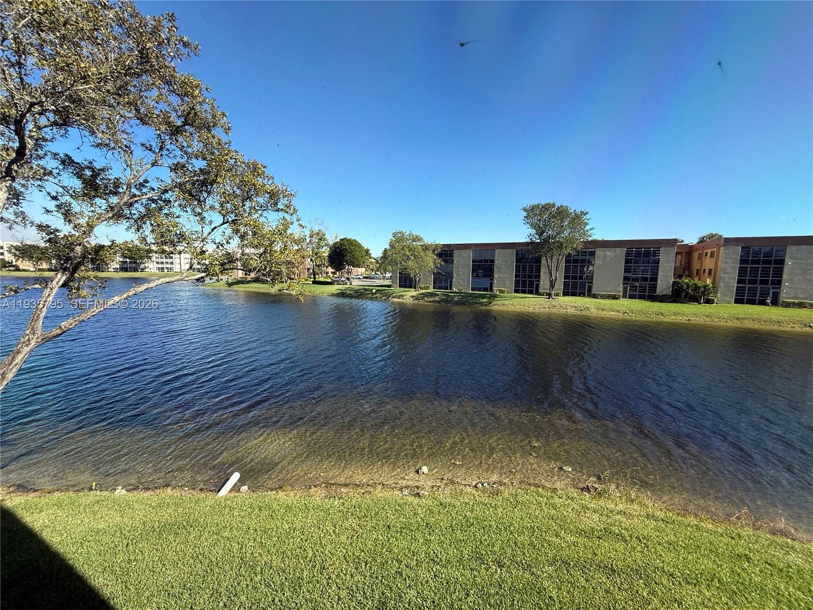 10426 E Clairmont Cir #212, Tamarac FL 33321