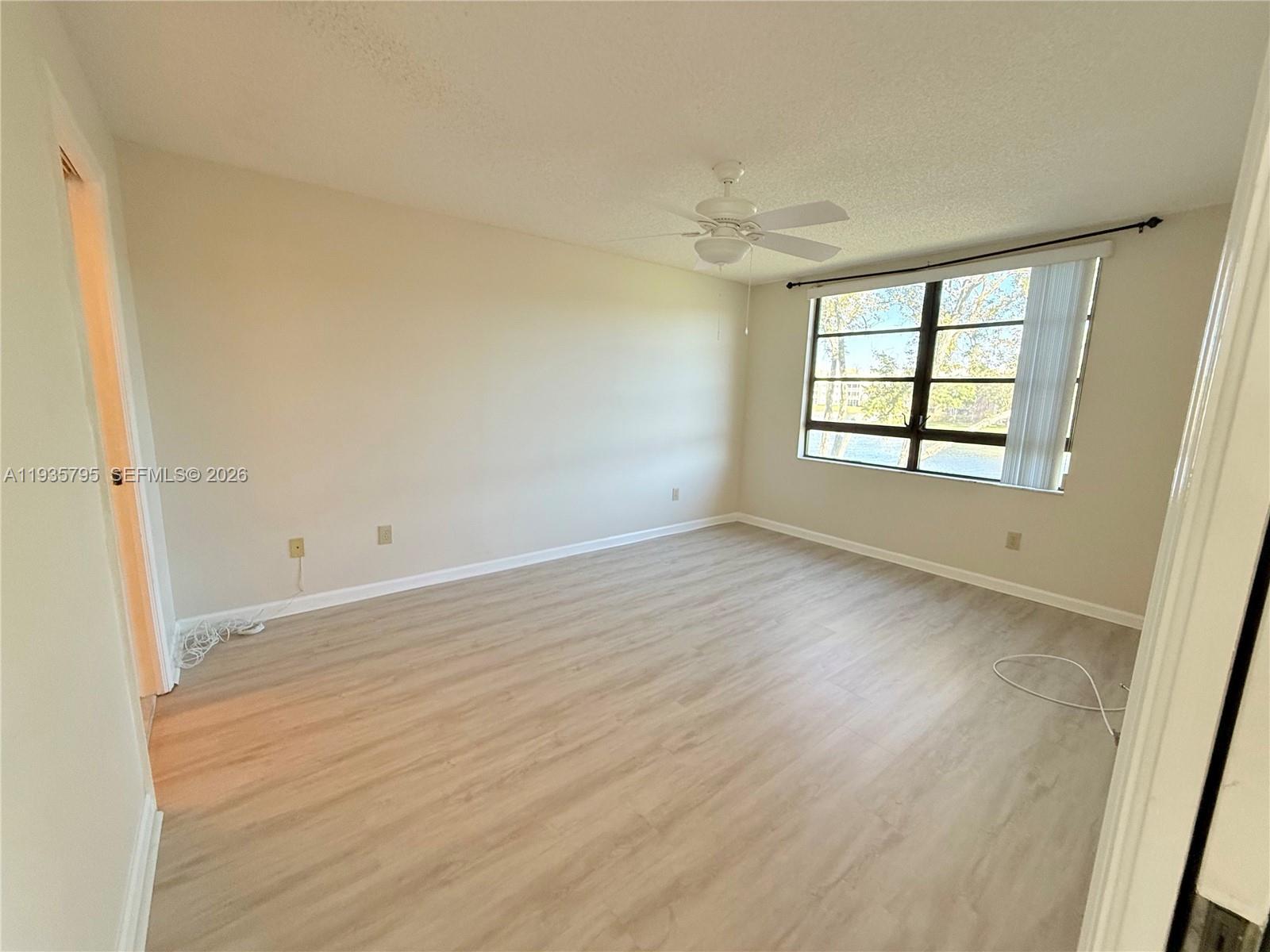 10426 E Clairmont Cir #212, Tamarac FL 33321
