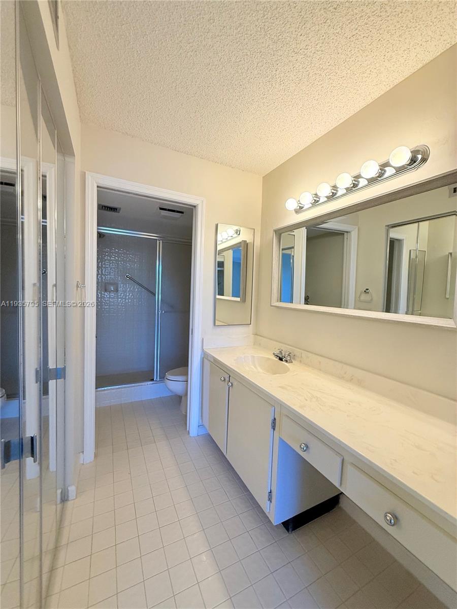 10426 E Clairmont Cir #212, Tamarac FL 33321