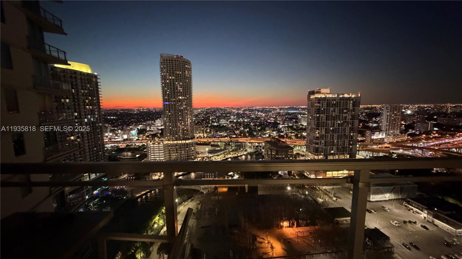 92 SW 3rd St #3607, Miami FL 33130