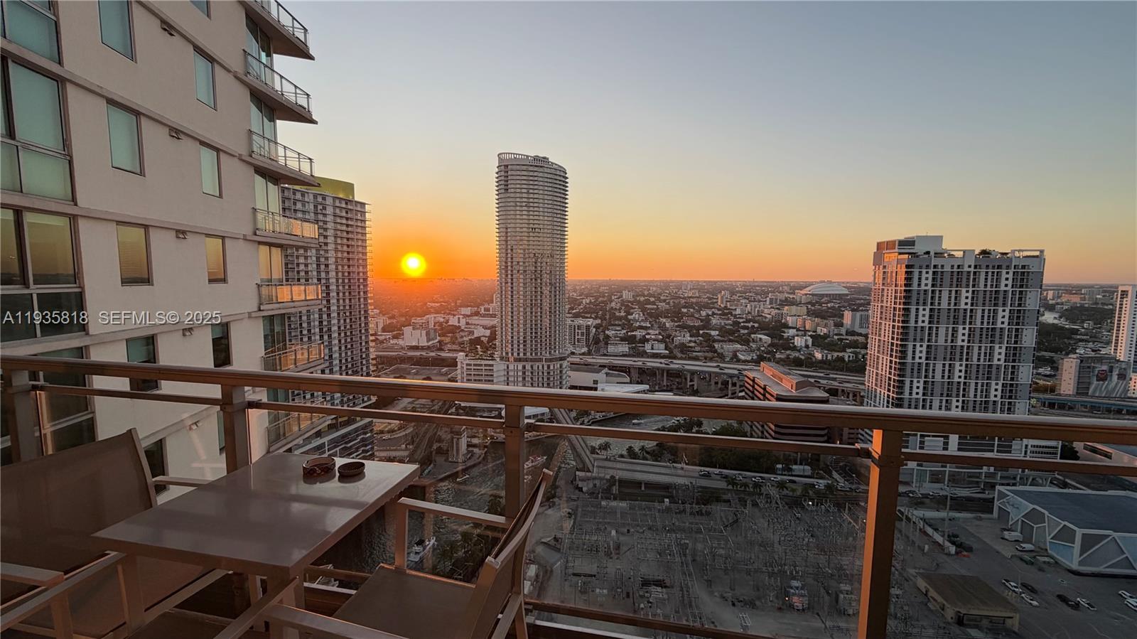 92 SW 3rd St #3607, Miami FL 33130
