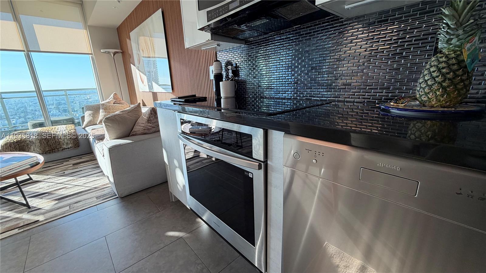 92 SW 3rd St #3607, Miami FL 33130
